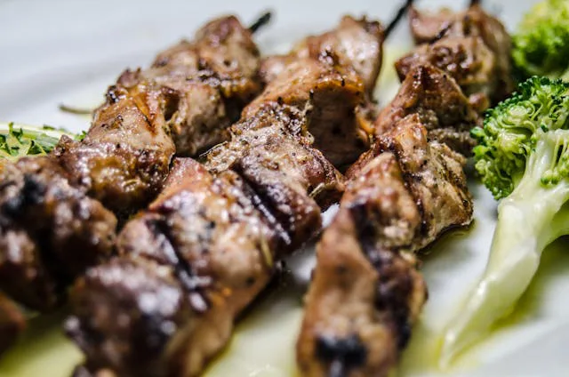Brochettes agneau maison